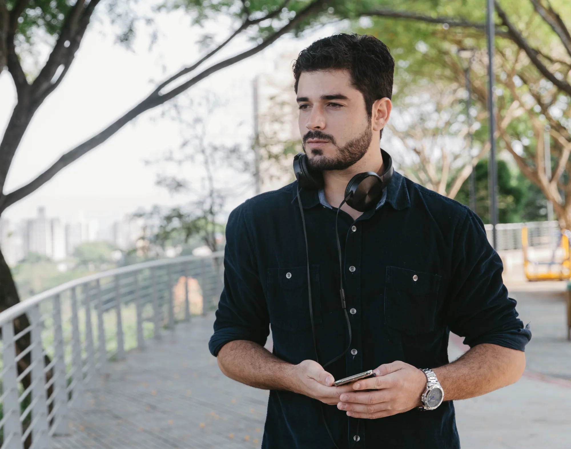 portrait-man-with-cup-coffee (1)